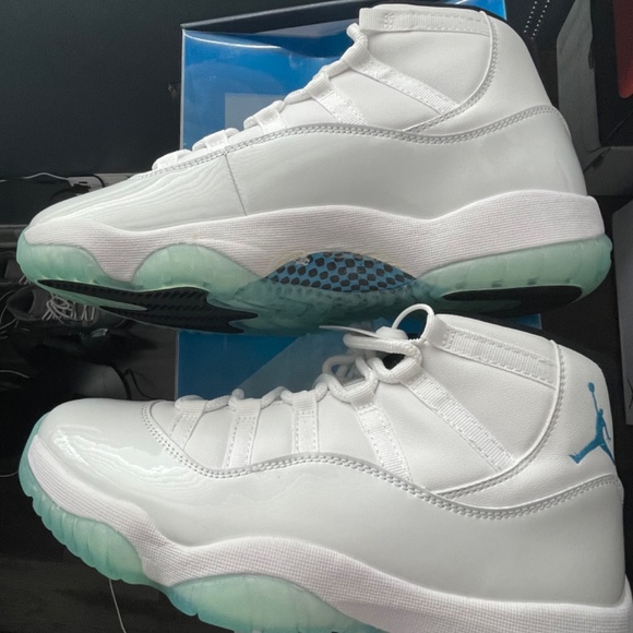 New Air Jordan 11 Retro ‘Legend Blue’ brings back an OG colorway main image 5